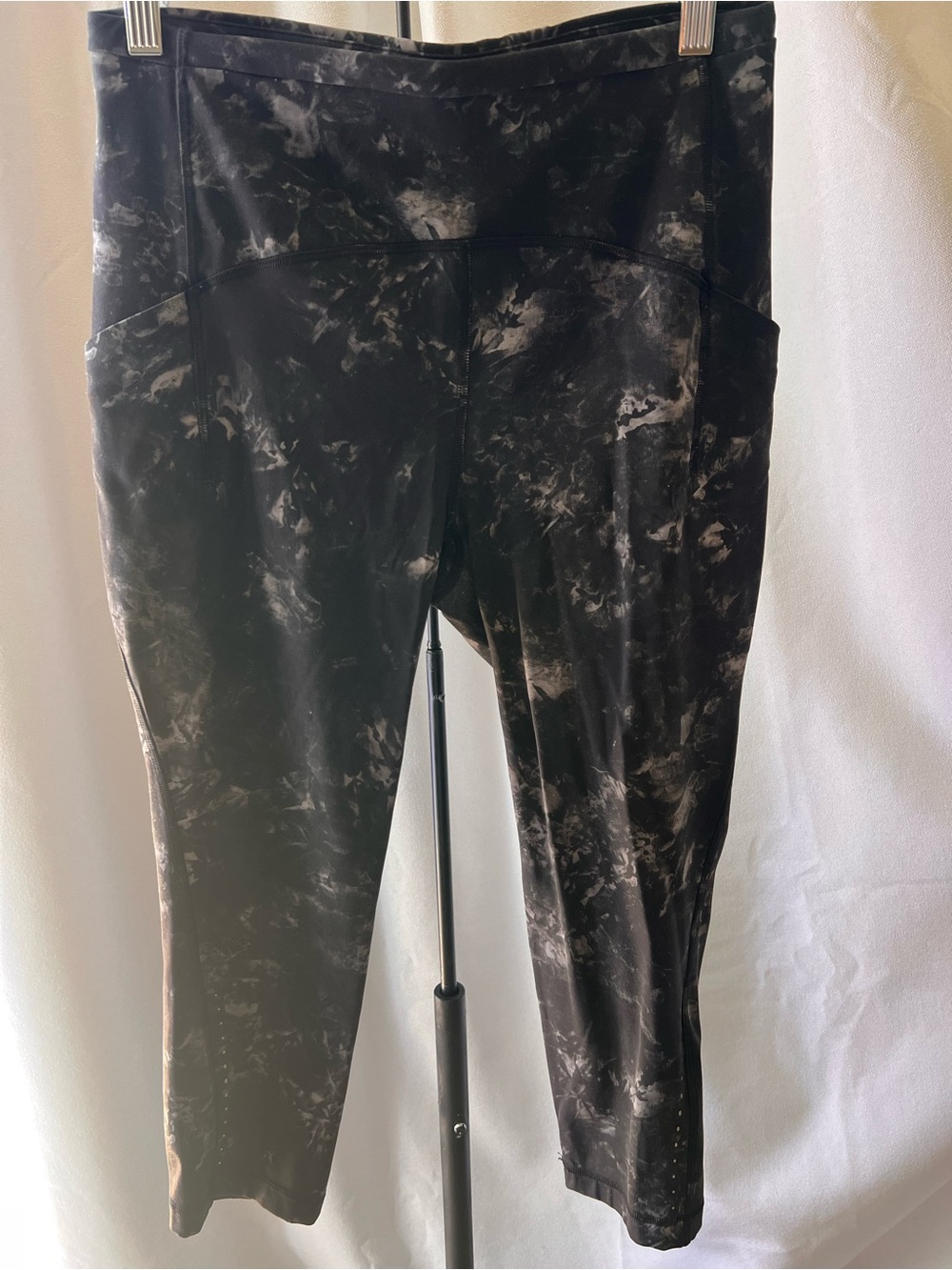 Lululemon leggings short length